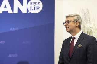 ANO: Vláda z nás zrušením EET dělá zemi „cash only“ a fuseklí v sandálech - Seznam Zprávy